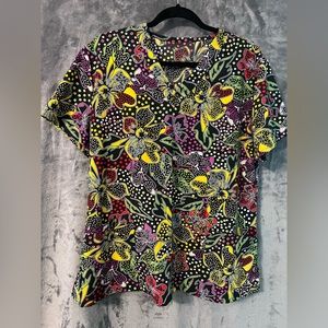 Women’s scrub top XL